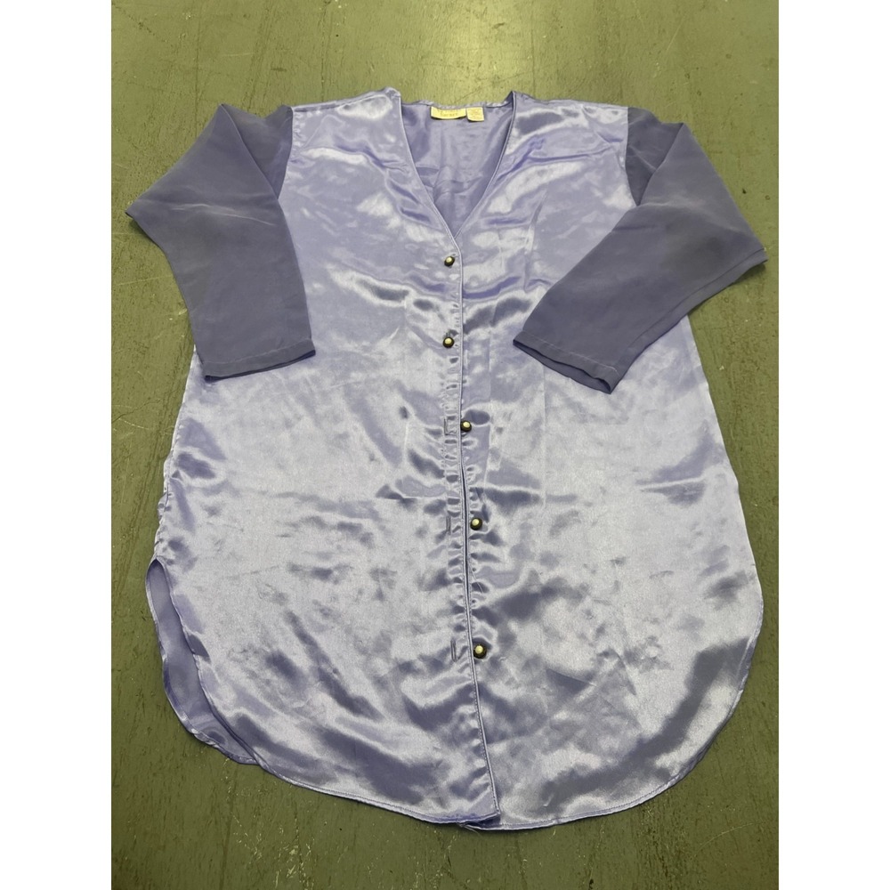 Victoria's Secret Sleep Shirt Womens Medium Lavender Button Front Sheer Sleeve